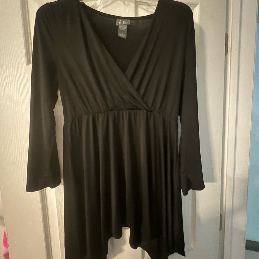V neck flowy shirt